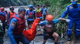 Jasad anak kecil ditemukan sudah membusuk di sungai Bentar Banyuresmi