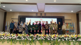 Bertempat di Aula Rektorat Institut Pendidikan Indonesia (IPI) Garut Jl. Terusan Pembangunan Kelurahan Sukagalih Kecamatan Tarogong Kidul Kabupaten Garut Jawa Barat, Prodi Himadiksastrasia IPI Garut menggelar Gebyar Bahasa dan Sastra Indonesia se Jwa Barat, mengusung tema “Eksplorasi KReativitas Bangsa dan Sastra Sebagai Warisan Budaya” berjalan sukses. Sabtu (17/5/2025).
