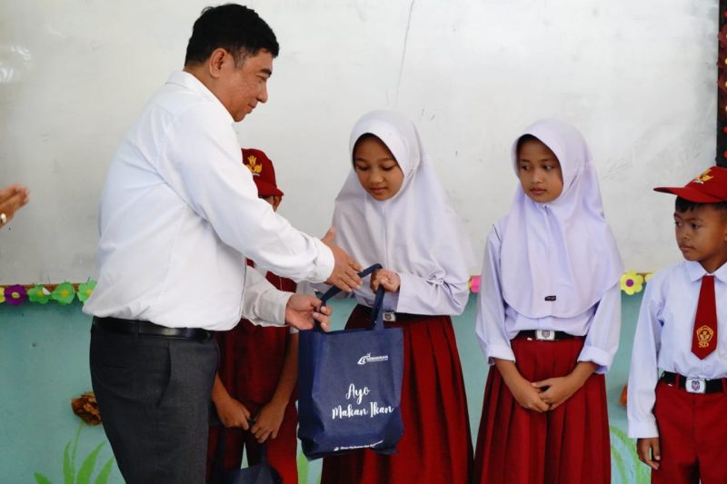 Bupati Garut Abdusy Syakur Amin