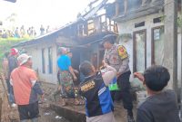 Kebakaran rumah di Desa Karyamekar Pasirwangi