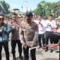 Foto: Kapolres Garut AKBP Mochamad Fajar Gemilang didampingi Wakapolres Garut Kompol Bayu Tri Nugraha saat peresmian Cafe 10.2 Kopi di Mapolres Garut.