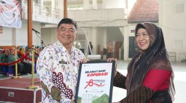 Foto:Bupati Garut saat Luncurkan 442 Koperasi Merah Putih 