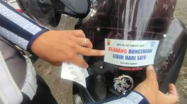 Pelaksanaan hari pertama Operasi Patuh Lodaya 2025 yang digelar oleh Polres Garut menunjukkan hasil menggembirakan dengan adanya penurunan tingkat pelanggaran lalu lintas dibanding tahun sebelumnya. Operasi yang berlangsung pada Senin, 14 Juli 2025 ini digelar di sejumlah titik rawan pelanggaran di wilayah hukum Polres Garut.