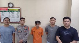 Polres Garut melakukan penahanan pada satu orang tersangka dugaan tindak pidana penganiayaan. Selasa tanggal 22 Juli 2025.