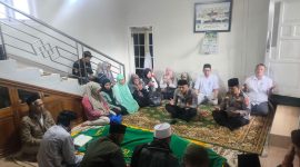 Kapolres Garut AKBP Yugi Bayu Hendarto, S.I.K., M.A.P., turut berduka cita atas wafatnya Ketua Majelis Ulama Indonesia (MUI) Kabupaten Garut, K.H. Sirojul Munir.