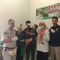 Wujud nyata kepedulian Polri terhadap masyarakat, khususnya kepada anak-anak berkebutuhan khusus, ditunjukkan oleh Sidokkes Polres Garut melalui kegiatan Khitanan Gratis Anak Sholeh yang dilaksanakan pada Rabu, 6 Agustus 2025, bertempat di Klinik Wira Pratama Polres Garut.