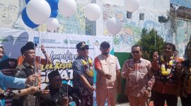 Sekolah Dasar Muhamadyah 5 Garut Kota jadi tempat Launching Cek Kesehatan Gratis Sekolah Bulan Imunisasi Anak Sekolah (Bias).Dalam kesempatan launching tersebut dibuka langsung oleh Bupati Garut,H Abdusy Syakur Amin.Jum'at (8/8/2025).