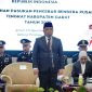 Bupati Garut, Abdusy Syakur Amin, mengukuhkan 35 anggota Pasukan Pengibar Bendera Pusaka (Paskibraka) tingkat Kabupaten Garut Tahun 2025, yang dilaksanakan di Gedung Pendopo Garut, Jum'at (15/8/2025).