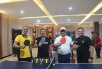 Dalam rangka menyambut Hari Ulang Tahun (HUT) ke-80 Kemerdekaan Republik Indonesia, Polres Garut menggelar kegiatan olahraga bersama yang berlangsung di Lapang Apel Mapolres Garut, Sabtu (16/8) pagi.