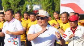 Dalam rangka memperingati Hari Ulang Tahun (HUT) ke-80 Kemerdekaan Republik Indonesia, Polres Garut hari ini menyelenggarakan kegiatan Olahraga Bersama Forum Koordinasi Pimpinan Daerah (Forkopimda) dan instansi se-Kabupaten Garut, bertempat di Markas Polres Garut, Jalan Sudirman, Kecamatan Karangpawitan, Kabupaten Garut, Sabtu (16/8/2025).