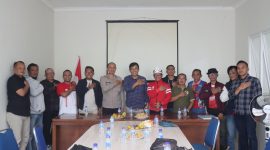 Kapolres Garut AKBP Yugi Bayu Hendarto, S.I.K., M.A.P melakukan silaturahmi dengan jajaran Komite Olahraga Nasional Indonesia (KONI) Kabupaten Garut pada Rabu (20/8/2025) bertempat di Kantor KONI, Jalan Cimanuk, Kecamatan Tarogong Kidul, Kabupaten Garut.