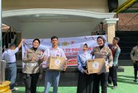 Dalam rangka memperingati Hari Ulang Tahun (HUT) Polwan Republik Indonesia ke-77, jajaran Polwan Polres Garut menggelar kegiatan Police Goes to School di SMKN 4 Garut, Kamis (28/8/2025).