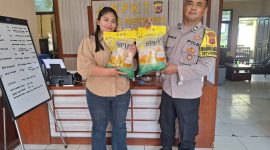 Polres Garut bersama Perum Bulog bergerak cepat dalam upaya mengantisipasi kenaikan harga sekaligus potensi kelangkaan beras di wilayah Kabupaten Garut. Langkah konkret dilakukan dengan membuka posko gerakan pangan murah (GPM) yang dilaksanakan di wilayah hukum Polsek-Polsek jajaran, Kamis (28/8/2025).