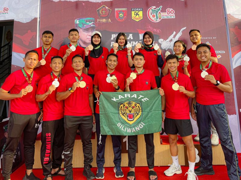 Kontingen Karate Kodam III/Siliwangi berhasil menorehkan prestasi gemilang pada ajang Kejuaraan Karate Open Tournament Piala Panglima TNI Tahun 2025 yang digelar di Gedung BSCC Dome, Kota Balikpapan, Jumat s.d Minggu (19–21) September 2025. (21/9/2025).
