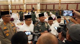 Pangdam III/Siliwangi Mayjen TNI Kosasih, S.E., menghadiri acara peringatan Maulid Nabi Muhammad SAW 1447 H/2025 M yang digelar di Graha Manggala Siliwangi, Jl. Aceh No. 66 Kota Bandung, Rabu (10/09/2025).