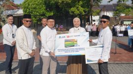 Wakil Bupati Garut, Putri Karlina, memimpin Apel Gabungan, bertempat di Lapangan Sekretariat Daerah (Setda) Kabupaten Garut, Jalan Pembangunan, Kecamatan Tarogong Kidul, Senin (22/9/2025).