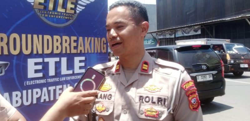 Dalam rangka peringatan HUT Polantas ke-70, Polres Garut melakukan groundbreaking pembangunan Electronic Traffic Law Enforcement (ETLE) Statis pertama di Kabupaten Garut.