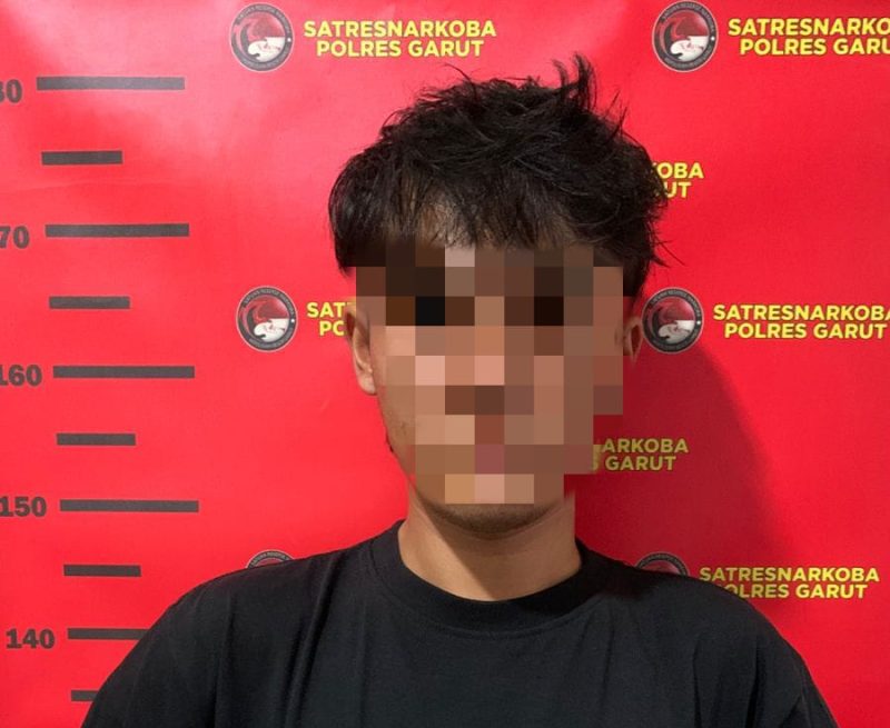 Kapolres Garut AKBP Yugi Bayu Hendarto melalui Kasat Narkoba AKP Usep Sudirman menyampaikan bahwa penangkapan ini merupakan bagian dari upaya berkelanjutan dalam memberantas peredaran narkoba di wilayah Kabupaten Garut. Sabtu (11/10/2025).