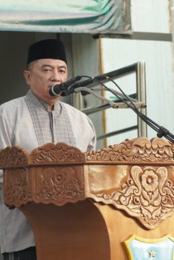 Salat Iduladha di Garut Berlangsung Khusyuk, Syakur Amin Doakan Jemaah Haji Tetap Lancar