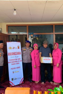 Hari Bhayangkara ke-80, Satpolairud Polres Garut Sambangi Purnawirawan Polri Penuh Kehangatan