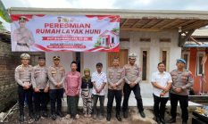 Sambut Hari Bhayangkara, Polres Garut Serahkan Rumah Layak Huni kepada Warga Pananjung