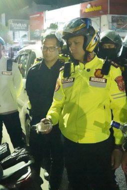 Garut Diperketat! Kapolres dan Dandim Pimpin KRYD, 4 Penjual Miras Diamankan