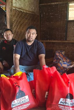 Yudha Soroti Nasib Sepasang Lansia di Pakenjeng: Masuk Desil 1 Selama 13 Tahun Lumpuh, Bantuan Sembako Tak Kunjung Terealisasi