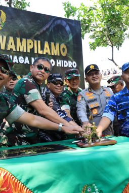 KASAD Jenderal Maruli Simanjuntak Resmikan PLTMH Curug Rahong, Dorong Percepatan Infrastruktur Desa di Garut