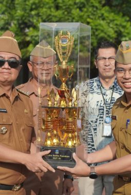 Bupati Garut Soroti Abu Vulkanik, Karhutla, dan Prestasi ASN dalam Apel Gabungan