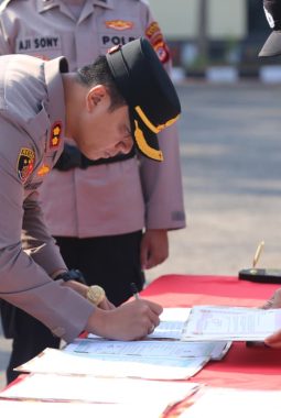 Sertijab Besar-Besaran di Polres Garut, Sejumlah Kasat dan Kapolsek Berganti