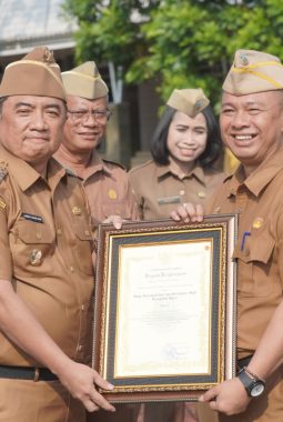 Pelayanan Adminduk Garut Bersinar, Tiga Penghargaan Tingkat Jawa Barat Berhasil Diraih