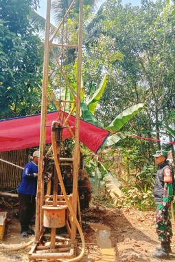 Bakti Persada 92, TNI Bangun Sumur Bor untuk 80 KK di Cisewu Garut